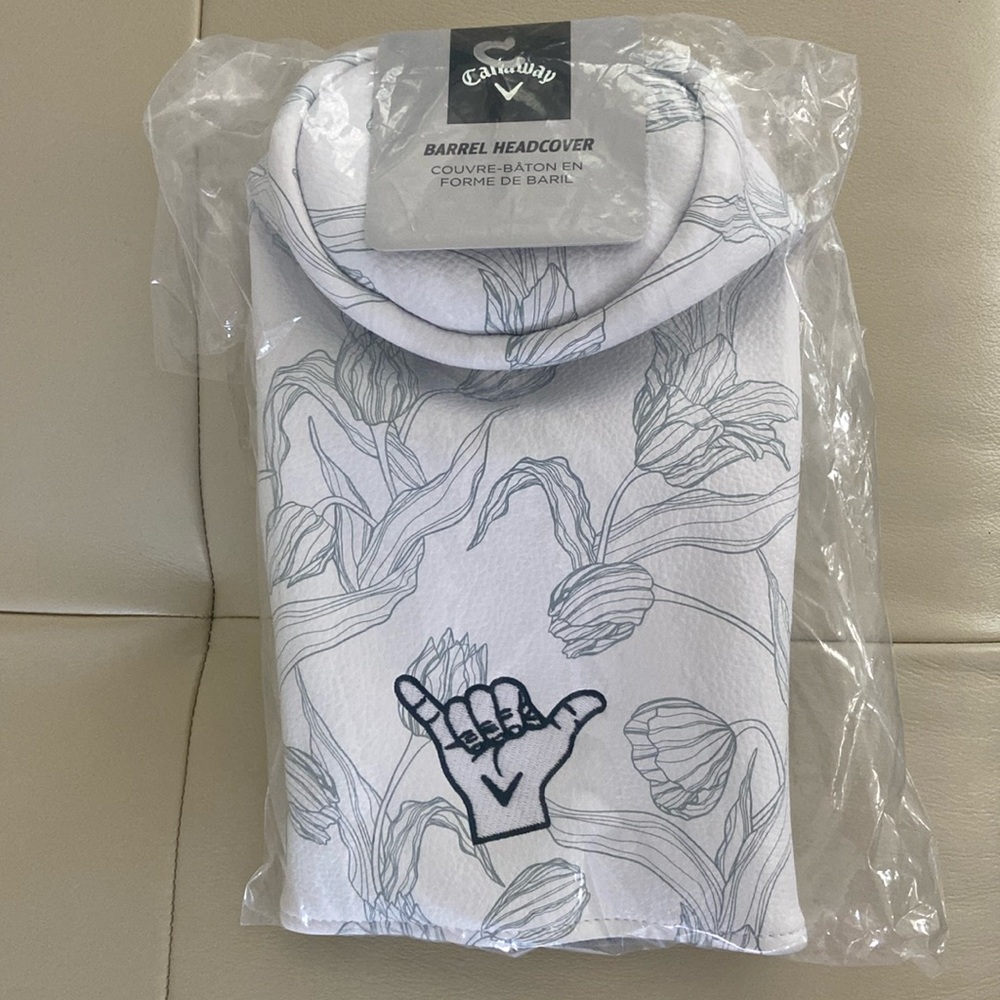 Callaway Barrel Golf Cover with Shaka